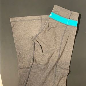 LuLuLemon shapely workout pant